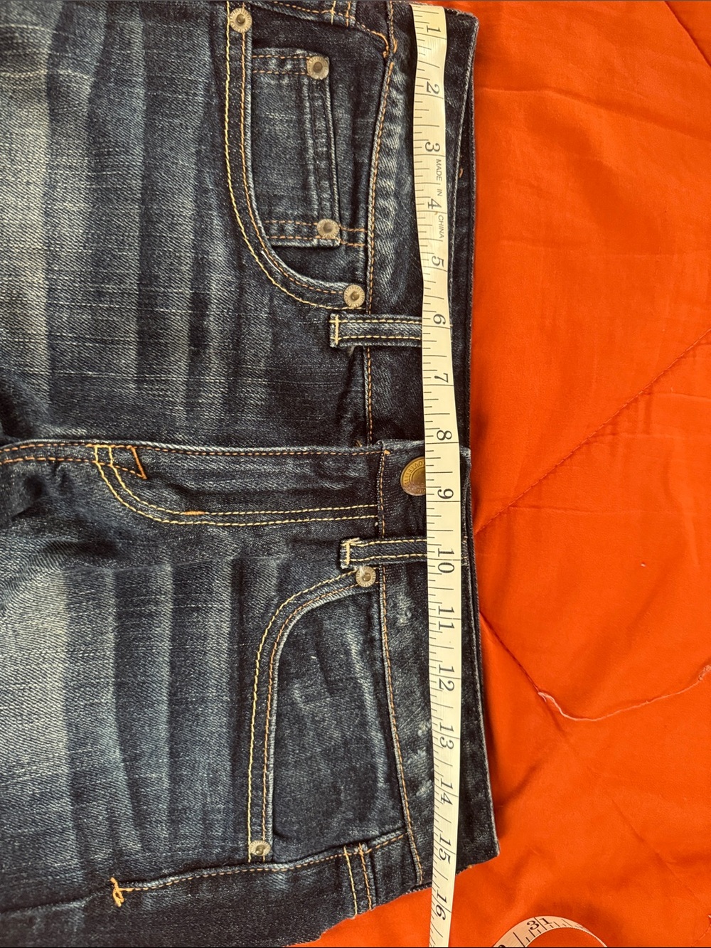 American Eagle Outfitters Blue Denim Low-Rise Cutoff Shorts - Picture 5 of 6
